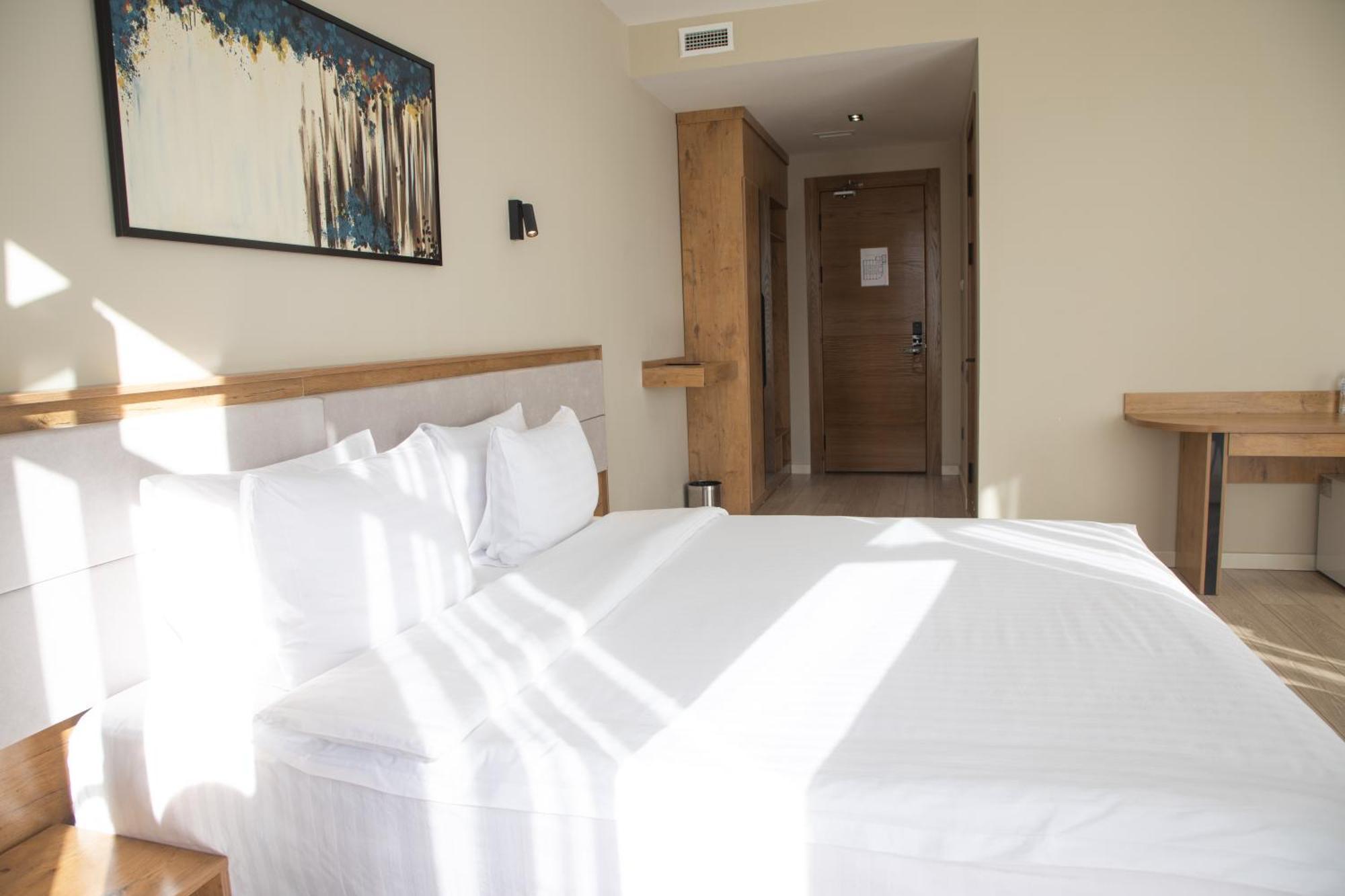 Hotel Marwa Tashkent Pool&Spa 外观 照片