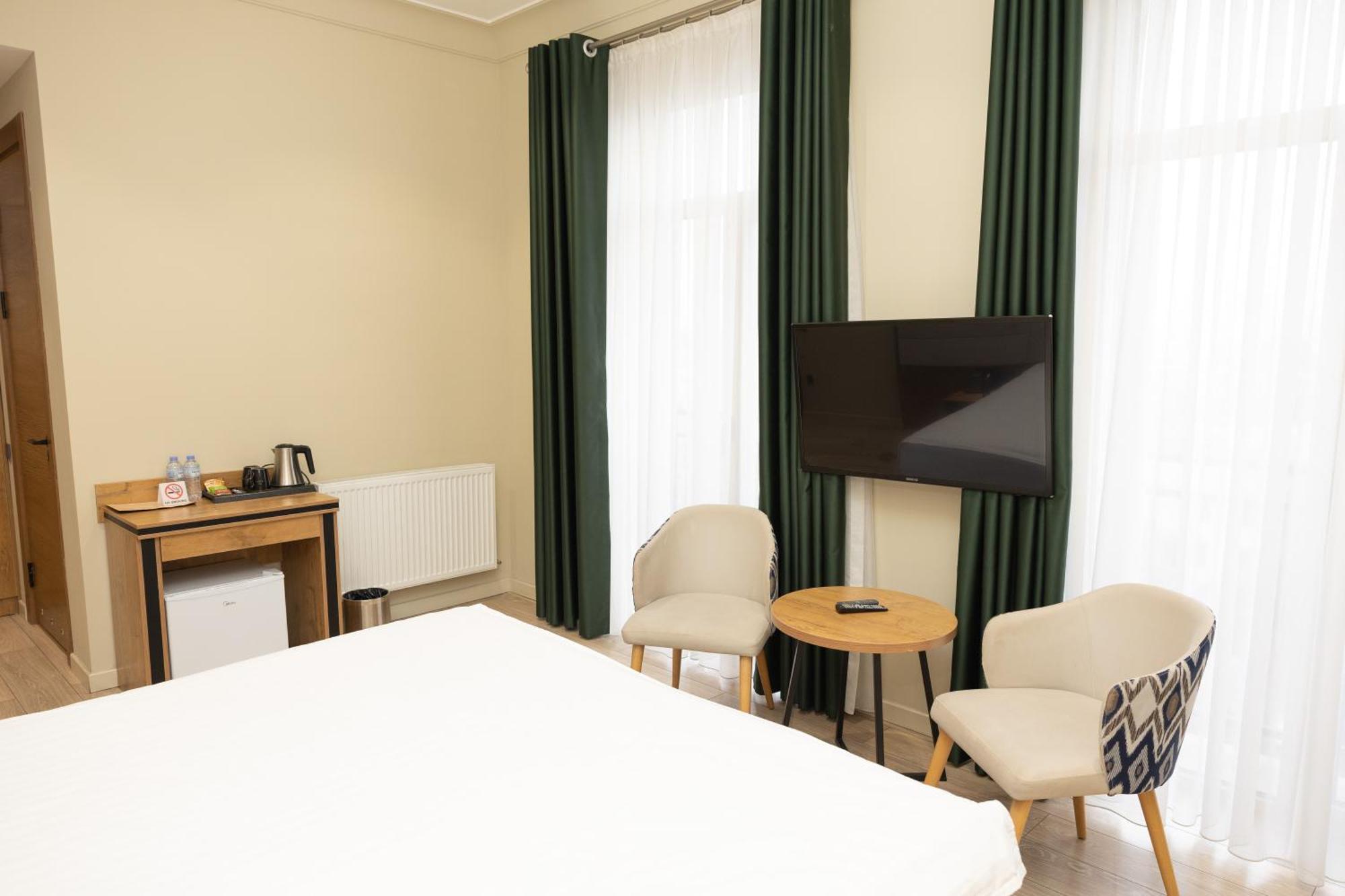 Hotel Marwa Tashkent Pool&Spa 外观 照片