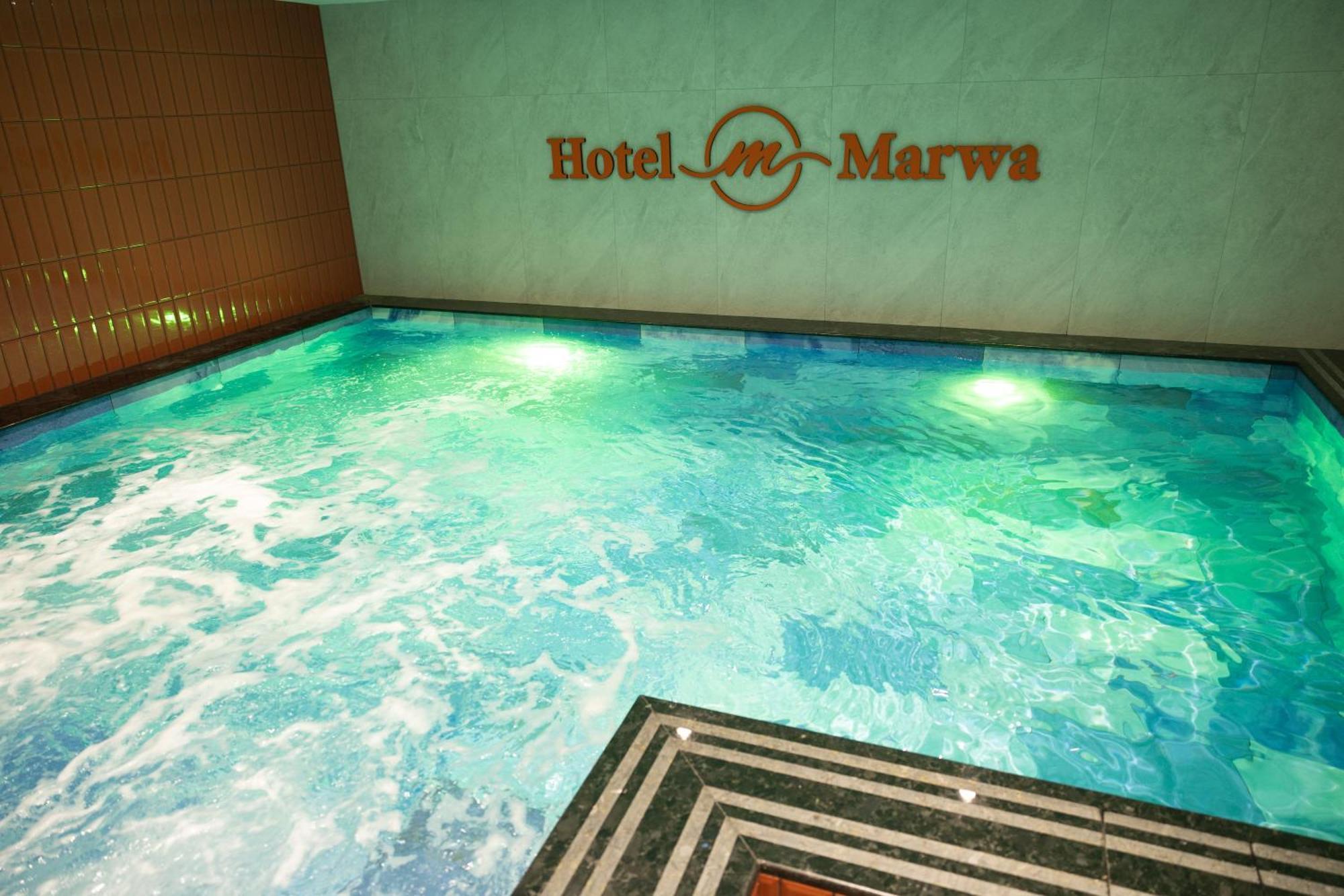 Hotel Marwa Tashkent Pool&Spa 外观 照片